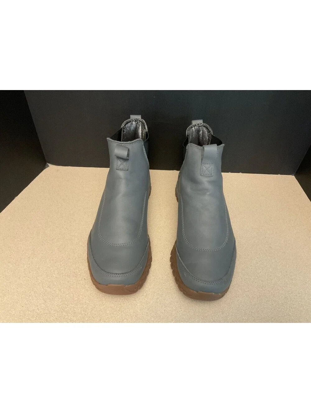 Mens Columbia Fairbanks Rover Chelsea Boots Gray Waterproof Omni-Heat. Size 10.5